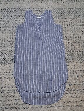Sleeveless Blue Striped Midi Dress with V-Neck